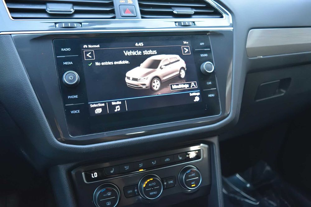 Volkswagen Tiguan      2020