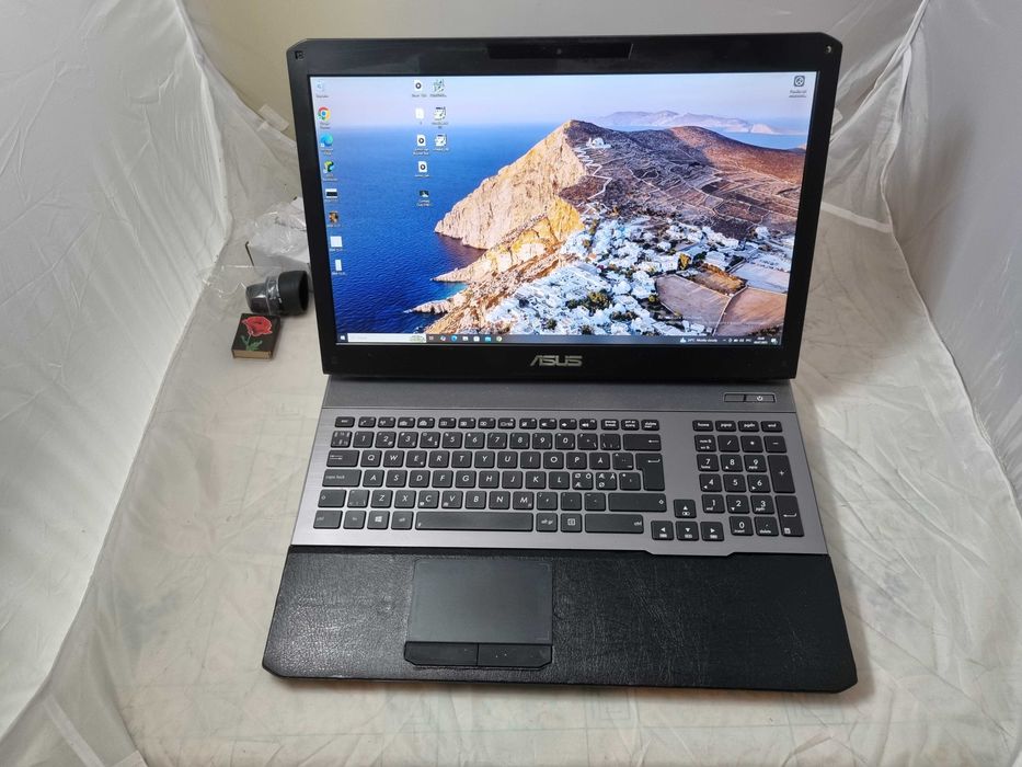 Asus ROG G75 i7-3630QM, GTX 670MX 3Gb, 1920x1080, ram 8Gb, ssd 256