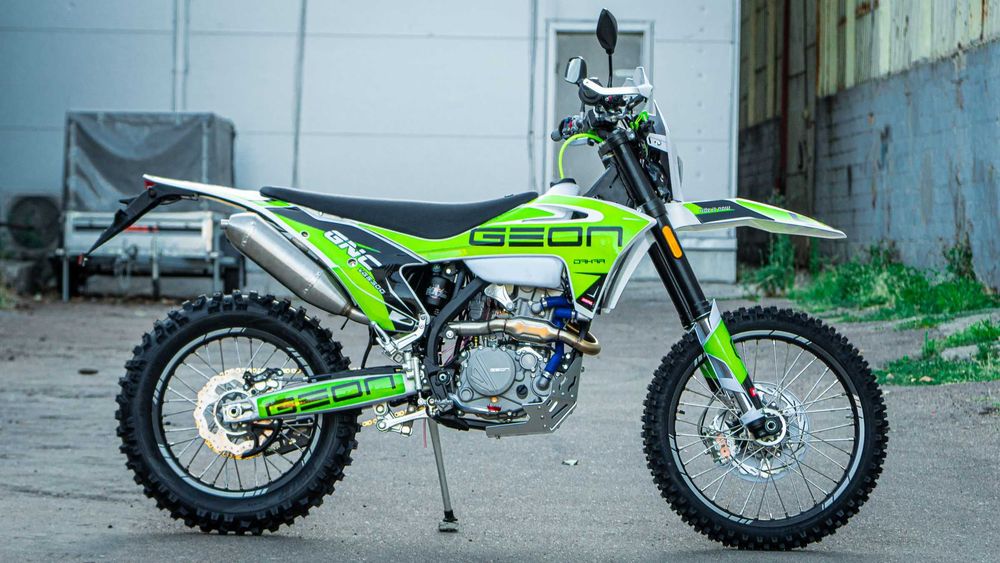 Мотоцикл GEON Dakar
GNC 300