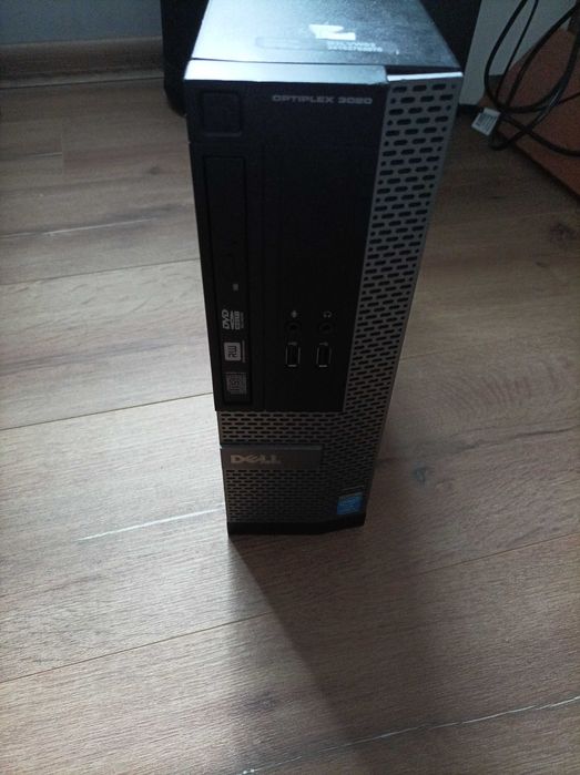Komputer stacjonarny Dell 3020 SFF, i5, 8GB, DVD, SSD Windows 11