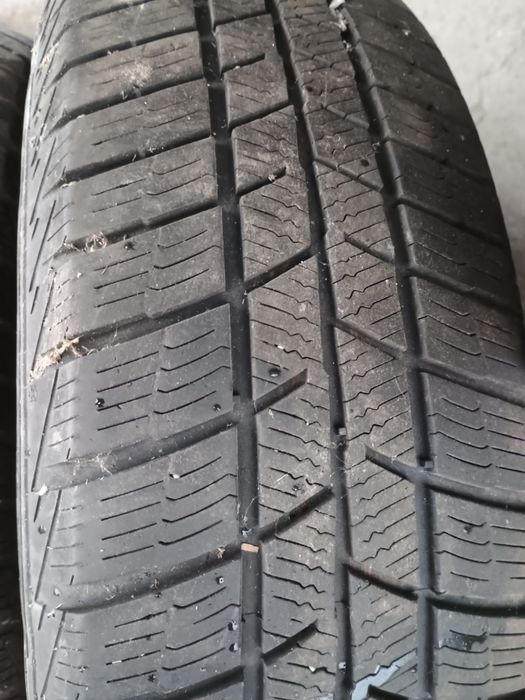 Sprzedam komplet opon zimowych 185/70 R14 BARUM