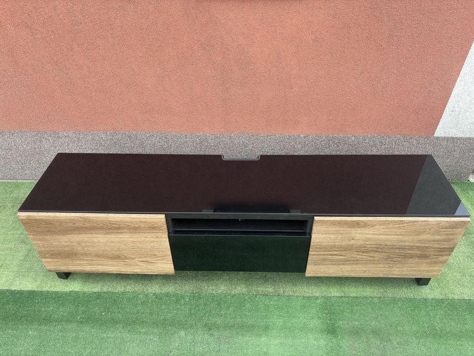 Szafka RTV Ikea czarne szklo