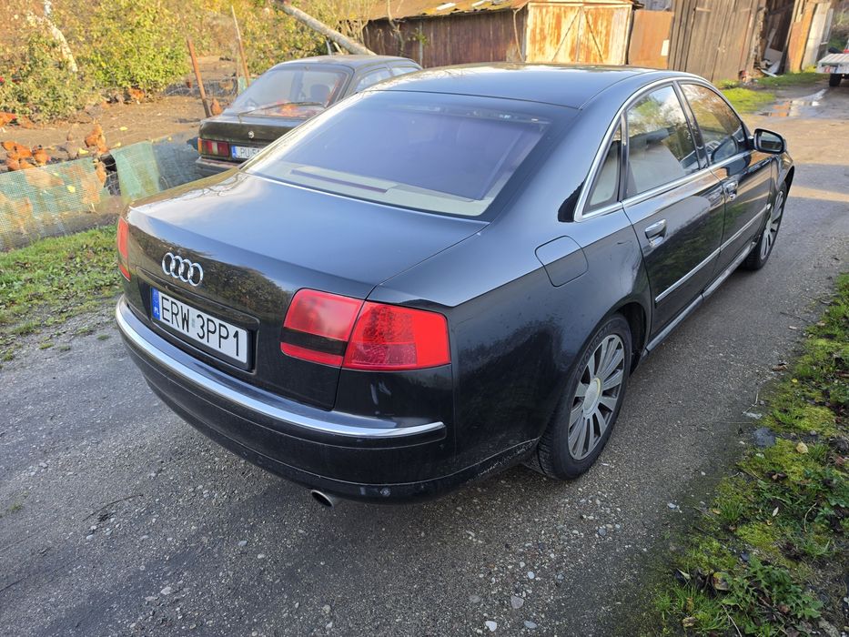 Audi A8 D3 4.2 Benzyna Quattro Czarna