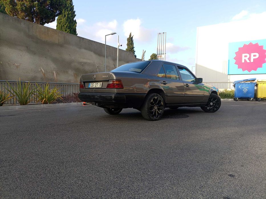 Mercedes w124 300