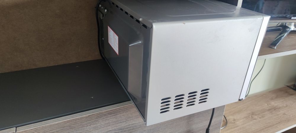 Піч Мікрохвильова Panasonik NNST34HM робочая гарный стан в упаковці