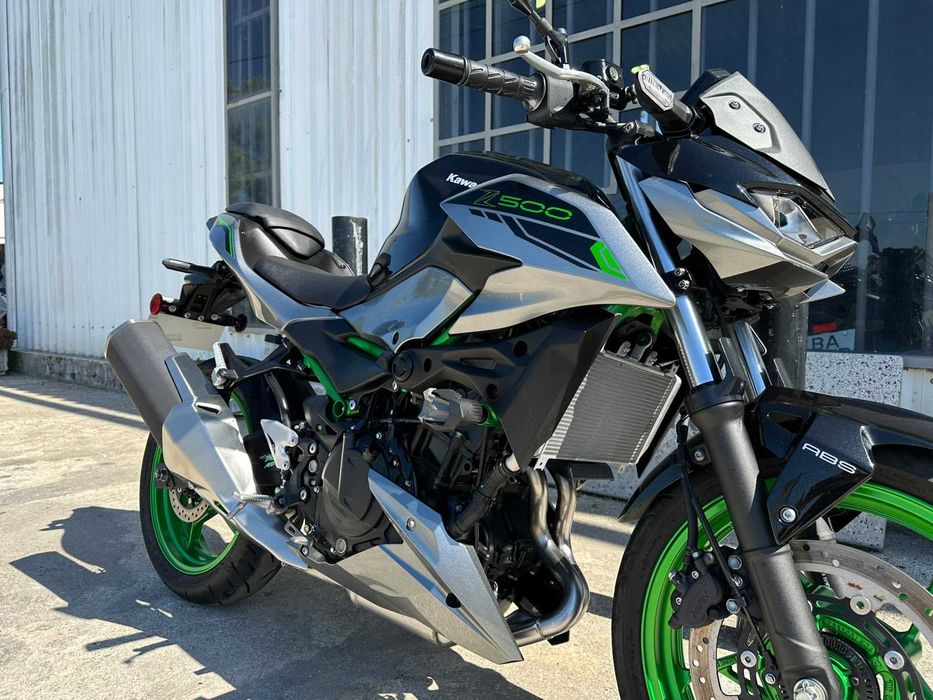 Kawasaki Z500 SE 2025
