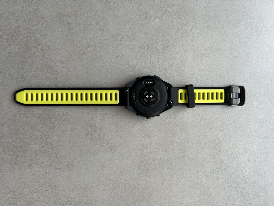 Garmin forerunner 265s (stan idealny + 2 lata gwarancji + dodatkowy pasek)