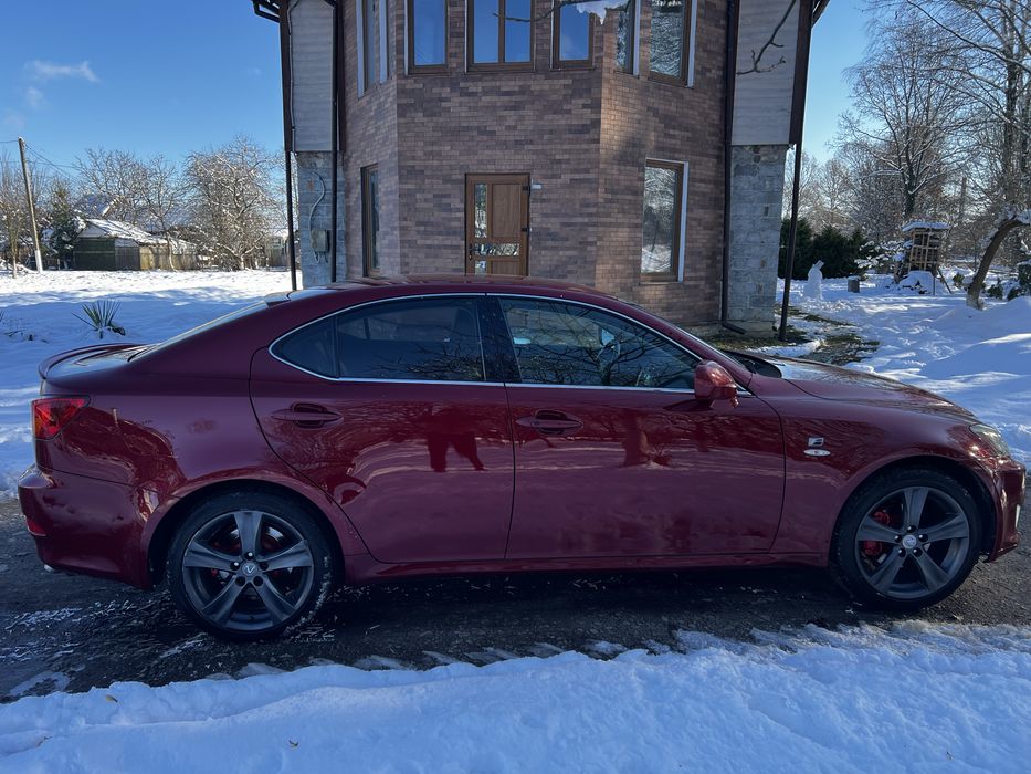 Продається Лексус Is 220d