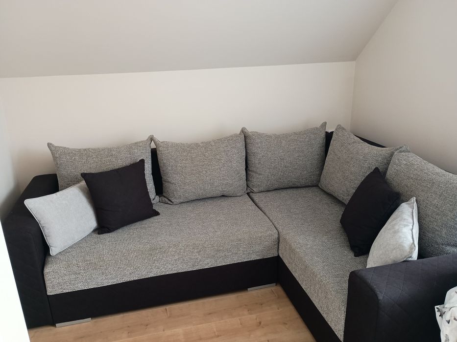 Narożnik z funkcją spania