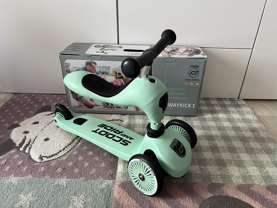 Jeździk, hulajnoga Scoot and Ride, stan bardzo dobry