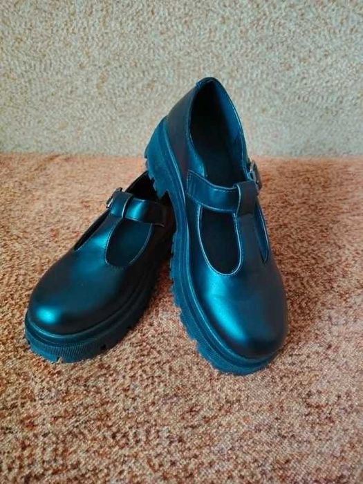 Buty damskie, rozmiar 38, Nowe