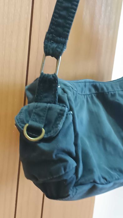 Mala a tiracolo usada em bom estado.