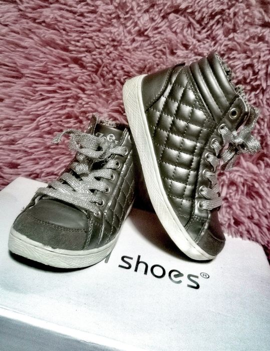 Eleganckie pikowane botki dla dziewczynki 27