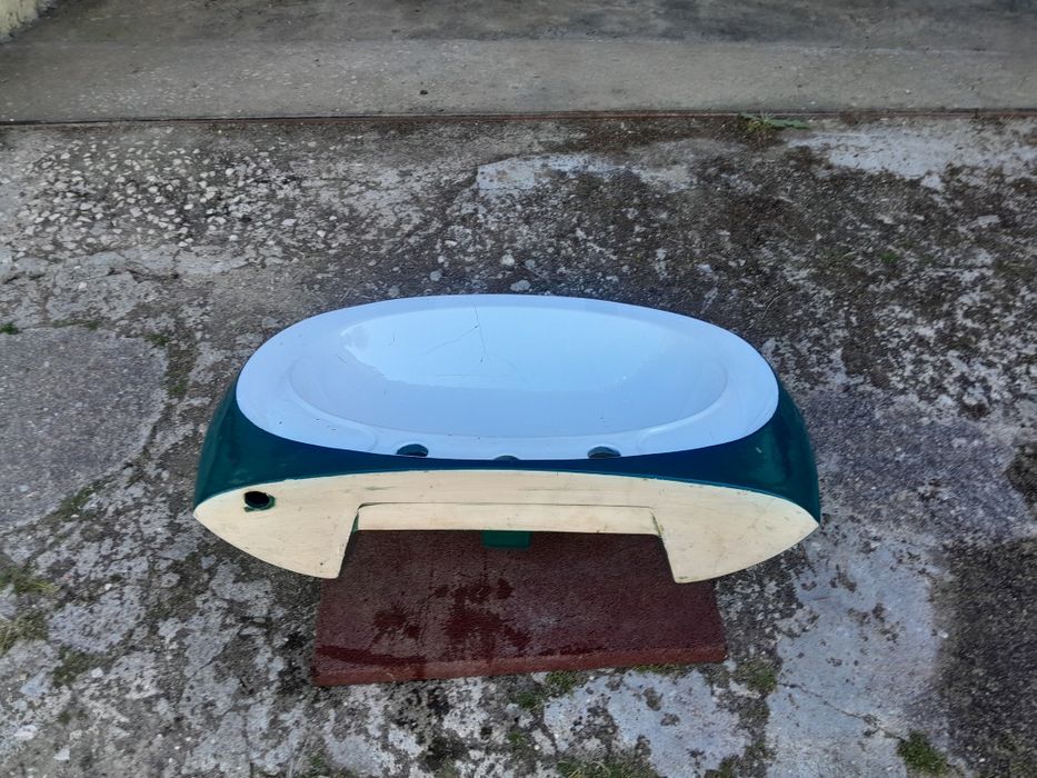 Jogo de loiça de casa de banho completo e torneiras novas material nunca usado