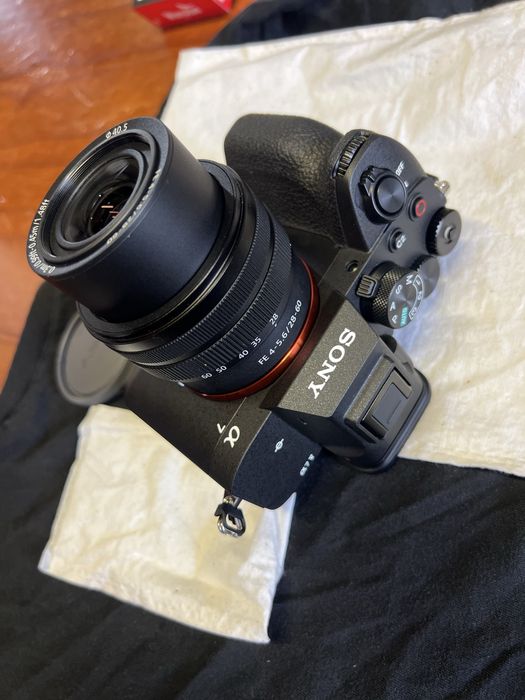 Câmara SONY a7 V  ILCE-7m5 + OBJETIVA