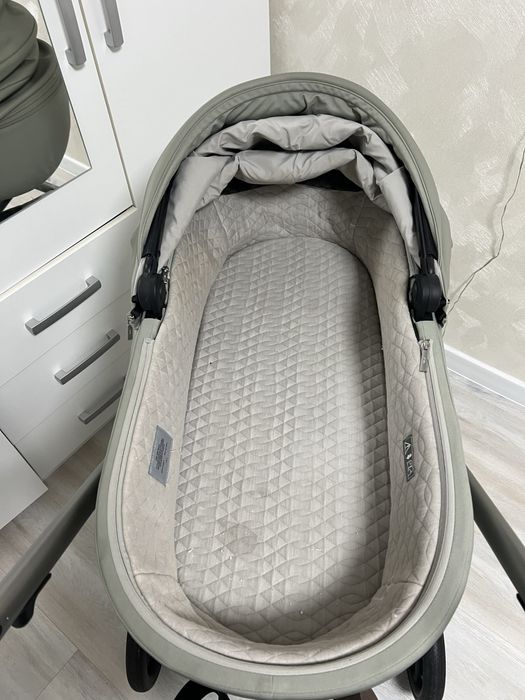 Продам коляску 2в1 Anex Eli