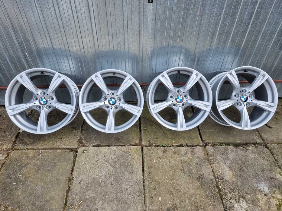 Felgi alufelgi aluminiowe alusy oryginalne BMW Mpakiet 18" 5x120