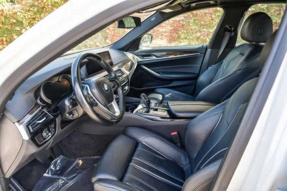 BMW 5 Series 530e iPerformance      2019