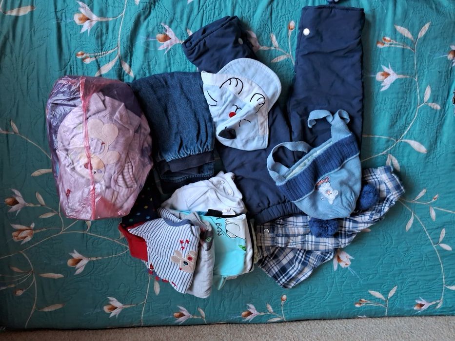 Дитячі речі для хлопчика.