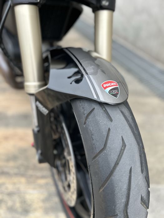 Ducati Monster 1100 EVO