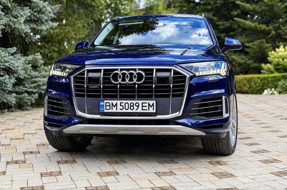 Audi Q7 Prestige не фарбована