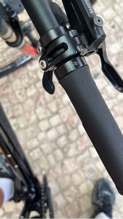 Bicicleta BTT Carbono 29" — RockShox SID / Shimano