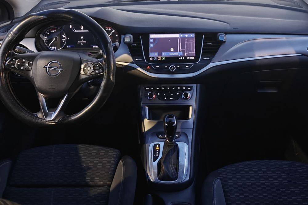 Opel Astra Sport Touring