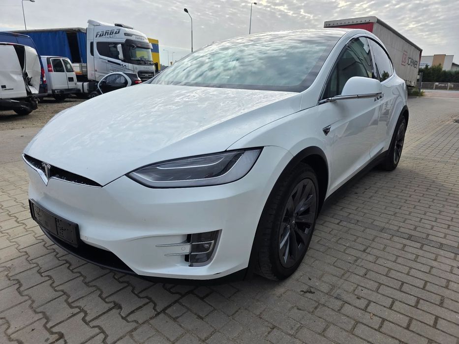 Tesla Model X Tesla X 75D 2018 Rok