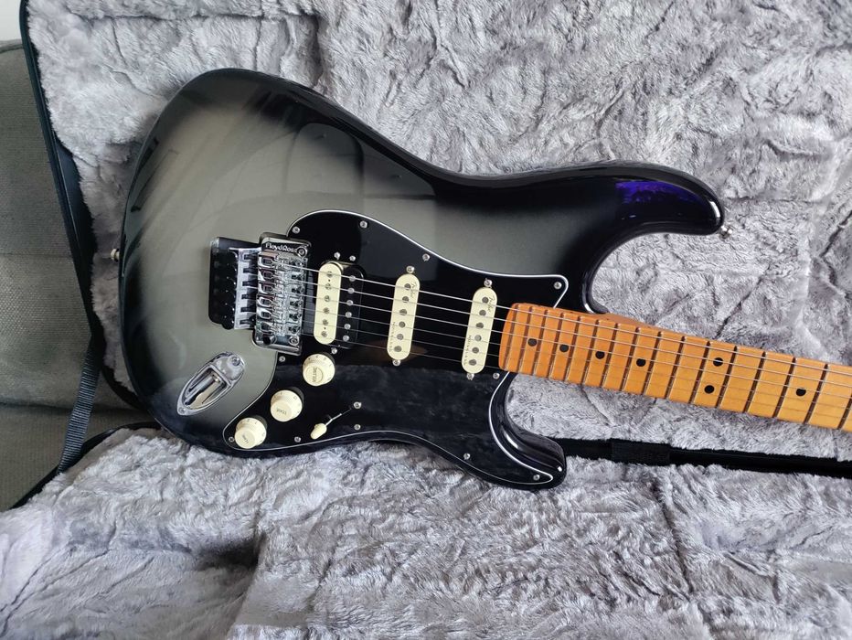 2021 Fender Ultra Luxe Strat HSS FR Silverburst