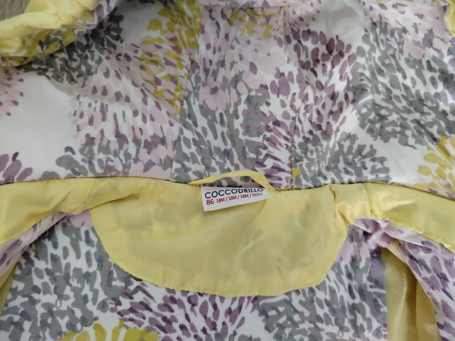 Kurtka dziecięca z kapturem