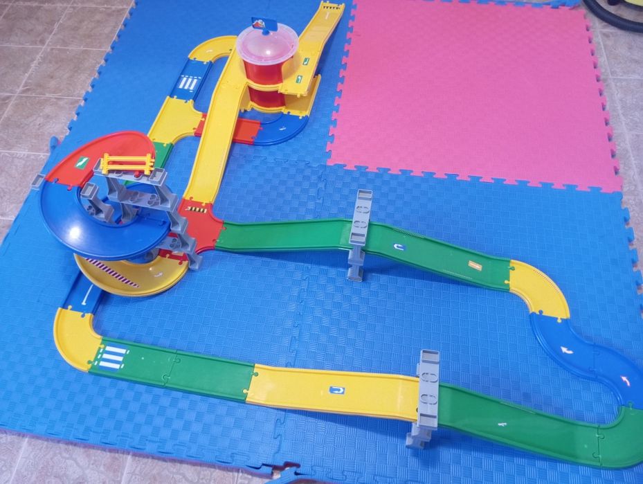 Wader парковка ,траса для машинок