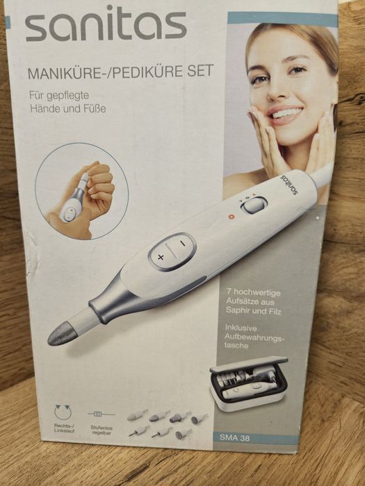 Професійний набір для манікюра і педикюра SANITAS SMA 38