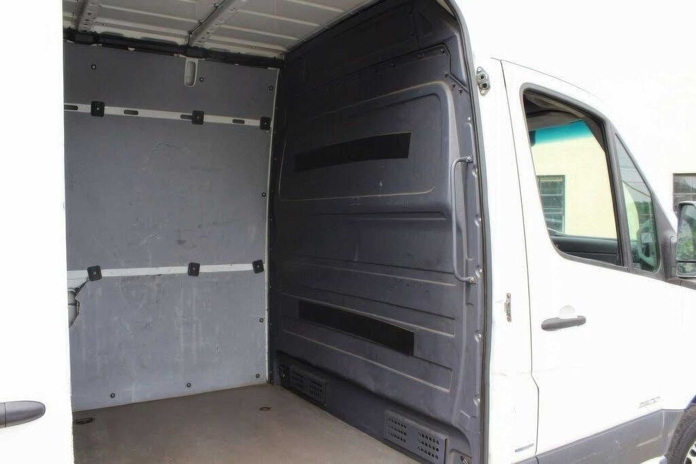 Mercedes-Benz Sprinter      2015
