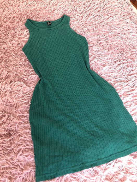 Сукня міні.