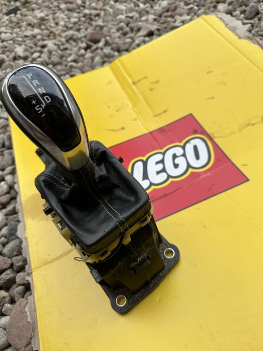 VOLVO XC60 S60 V60 S80 LiFT kpl wybierak gałka r design AUTOMAT OKAZ