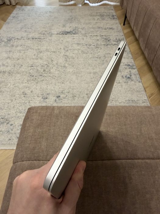 MacBook Pro 15 2018/2019 i7 2.6 | 32gb | SSD 512Gb VEGA 20 4 GB