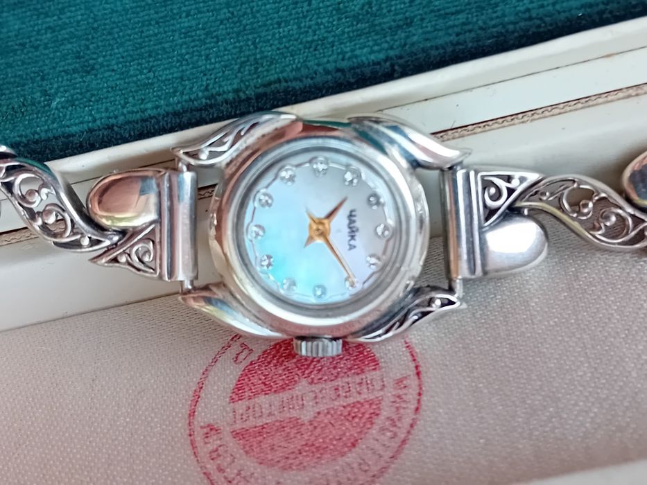 Часы Чайка в серебряном корпусе 925 с серебряным браслетом