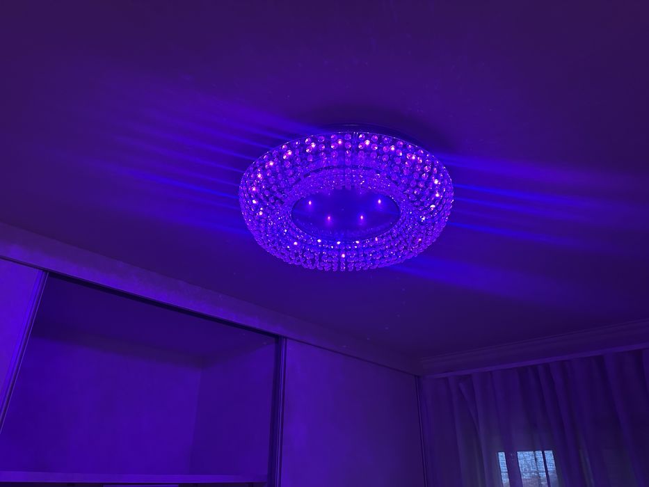 Candeeiro  led  brilhante