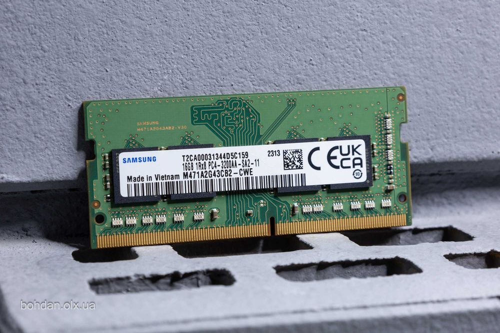 Модуль пам'яті Samsung 16GB DDR4-3200 SODIMM (M471A2G43CB2-CWE)