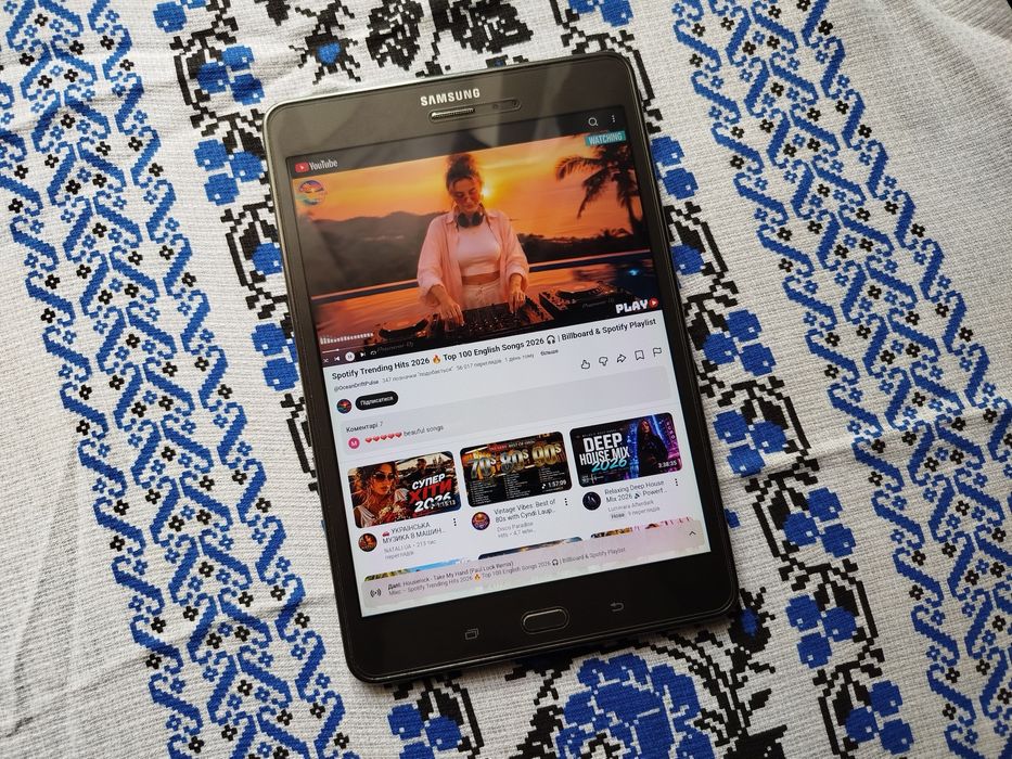 Планшет Samsung galaxy tab A з сім та LTE, повний комплект, гарний стан, самсунг
