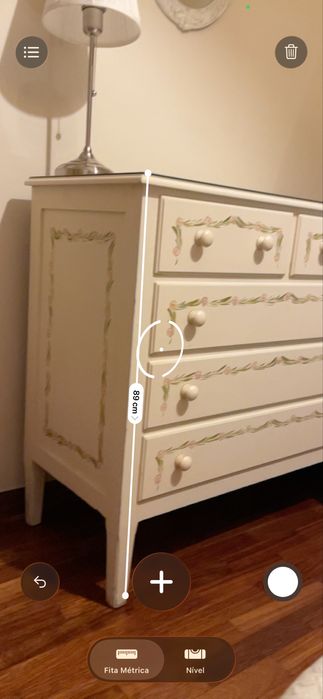 Movel com gavetas de quarto (Conjunto: Cadeira, Cama e Movel)