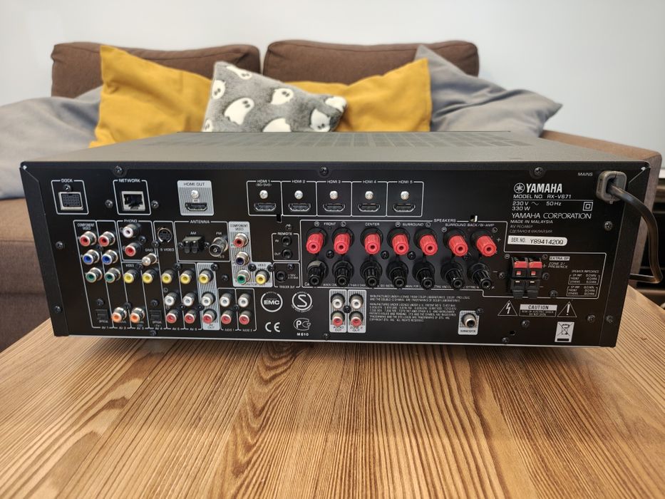 Yamaha RX-V671 Pilot HDMI