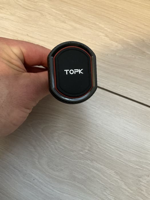 Тримач телефону на вентиляційну решітку в автомобіль TOPK магнітний