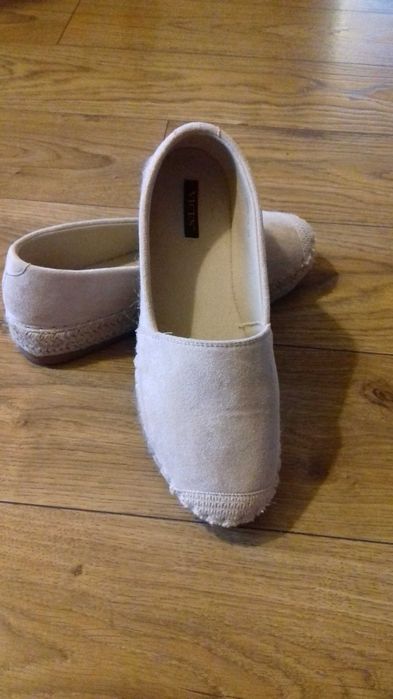 Espadryle, buty 38, jasny bez