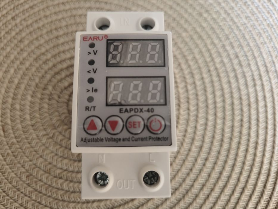 Захисна реле напруги 40А - EARU EAPDX-40-RG