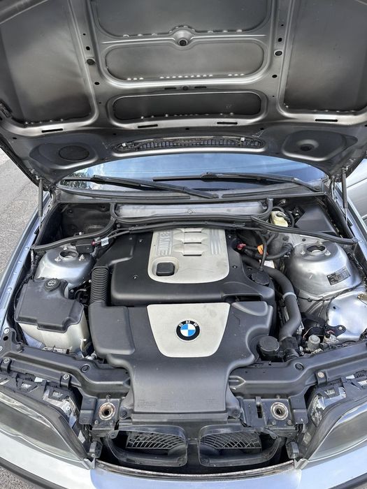 BMW  346L  2004 бляха