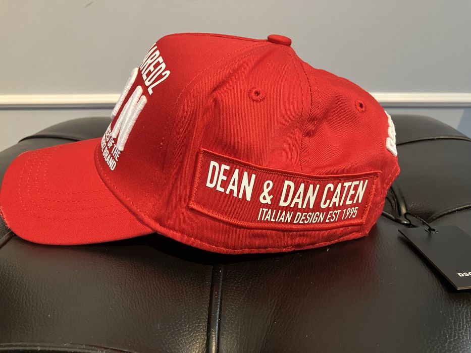 Dsquared2 lukusowa czapka z daszkiem Nowa Red