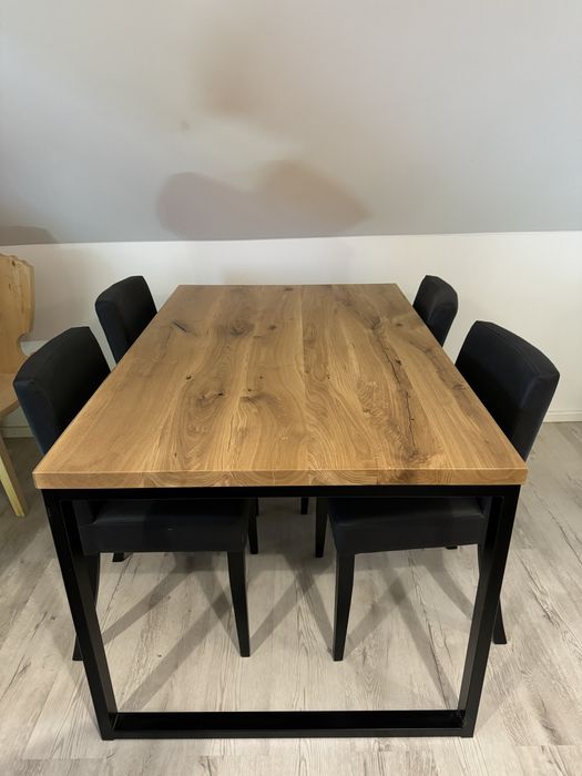 Stol drewniany 140x90 plus 4 krzesla,powystawowy,PROMOCJA!!