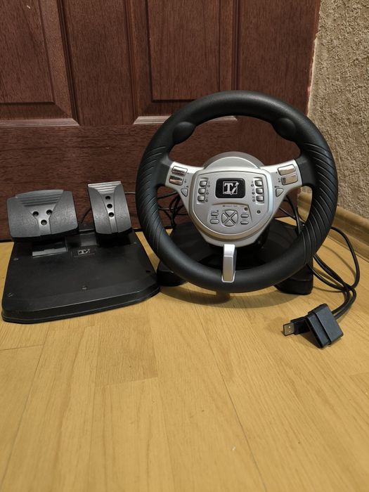 Kierownica COMPRESSOR SUPREME 3.1 HY-822 PC/PS2/PS1 RETRO Pedały Wibr