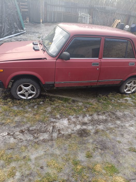 Транспорт автомобиль